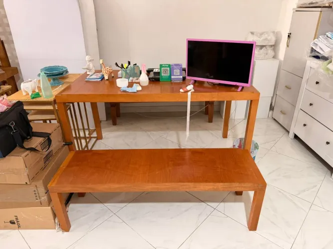 Mesa com Cadeira