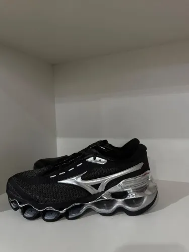 Tênis mizuno 15