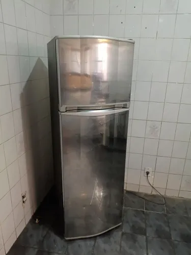 Vendo Geladeira Consul Frost Free Inox
