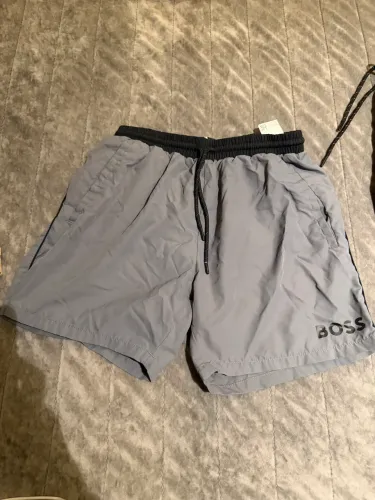 SHORT ORIGINAL DA HUGO BOSS CINZA TAMANHO M
