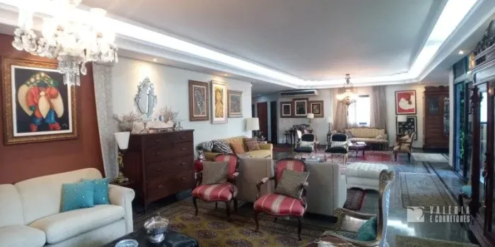 APARTAMENTO COM 600 M² E 4 VAGAS!!!