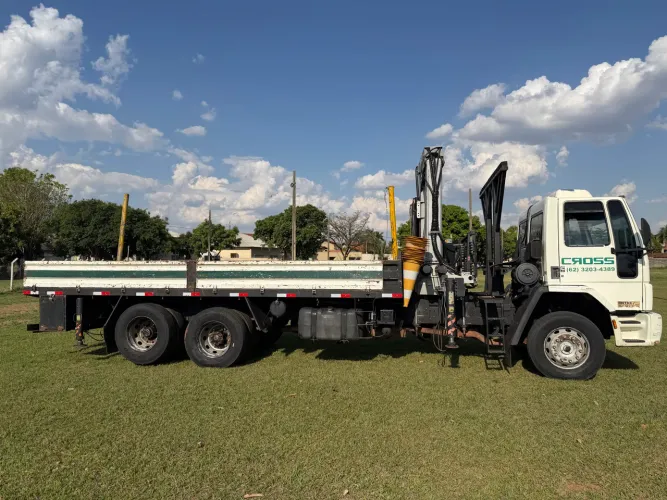 Ford Cargo 2428 - Munck TKA 30.700