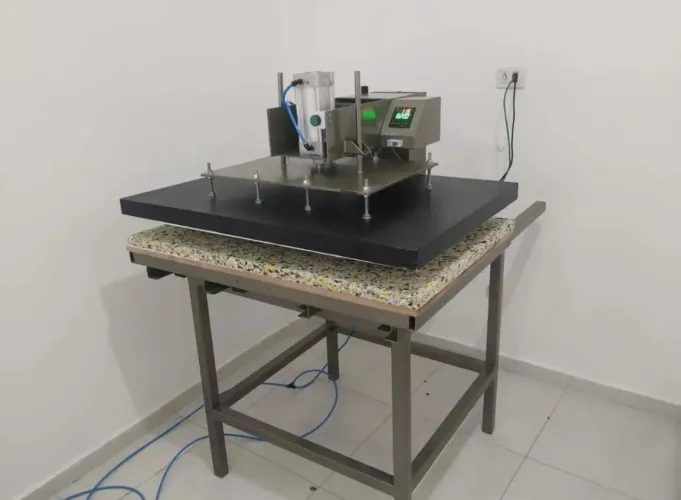Prensa Termica pneumática 