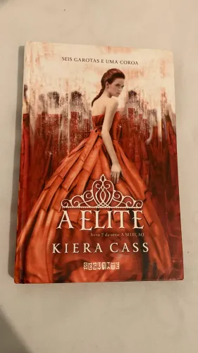 Livro: A elite -Kiera Cass 