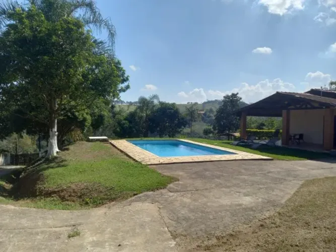 CHÁCARA À VENDA EM PINHALZINHO/SP 