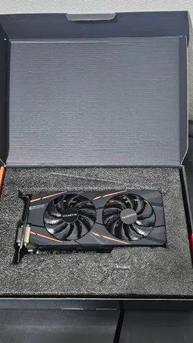 Placa de video AMD Gigabyte RX570 8GB