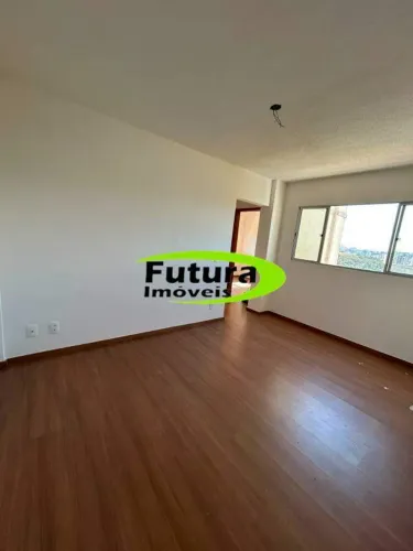 Apartamento com 2 quartos, localizado no decimo segundo andar.
