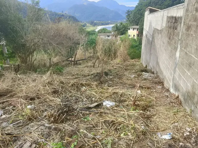 Terreno no Condominio Alto da Praia Brava, Mangaratiba.