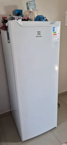 GELADEIRA NOVA
