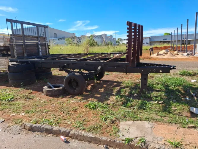 Carreta  para trator 