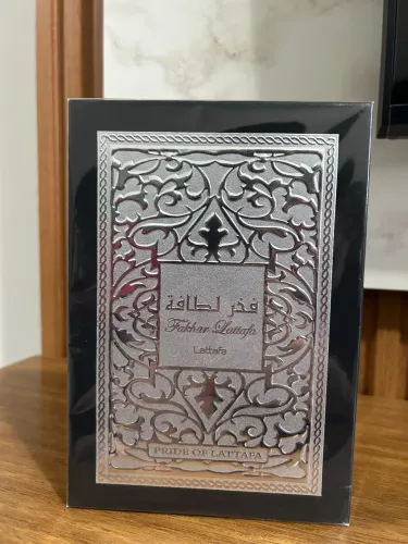 Perfume Lattafa Fakhar 100Ml masculino