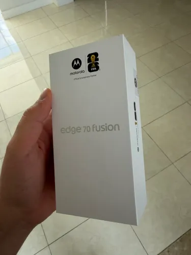 Celular Motorola Edge 70 Fusion - 8/256GB 