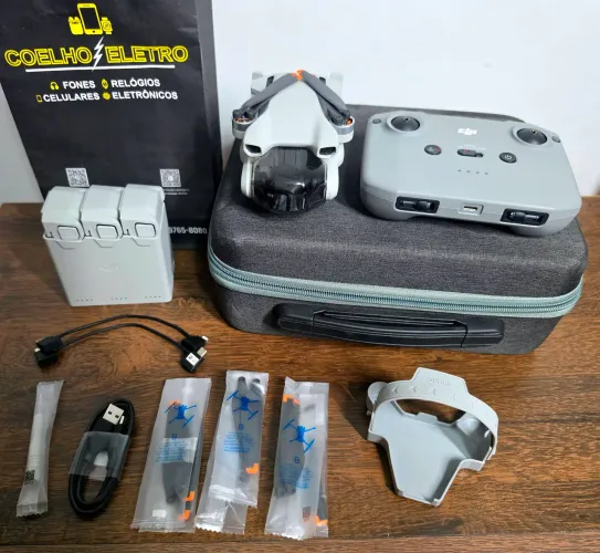 DRONE DJI MINI 3 FLY MORE COMBO RC N1 S/ TELA BATERIAS PLUS SEMINOVO
