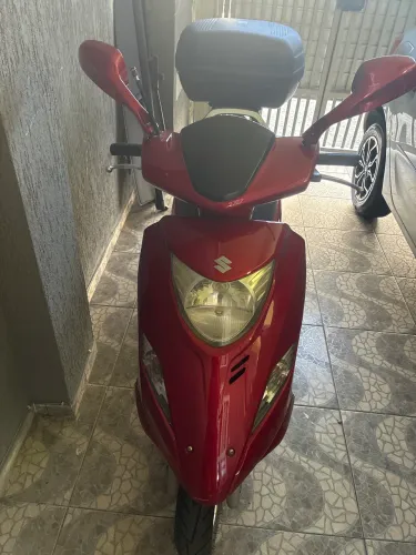 Suzuki burgman 125