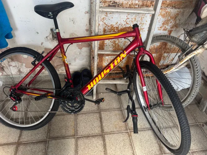 ? VENDE-SE BICICLETA HOUSTON ARO 26