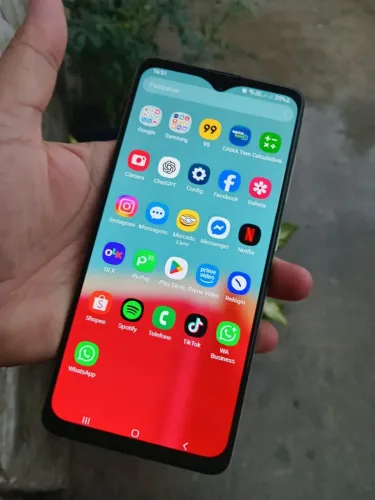 Samsung Galaxy A51 128GB com NFC, Digital na Tela e Carregador