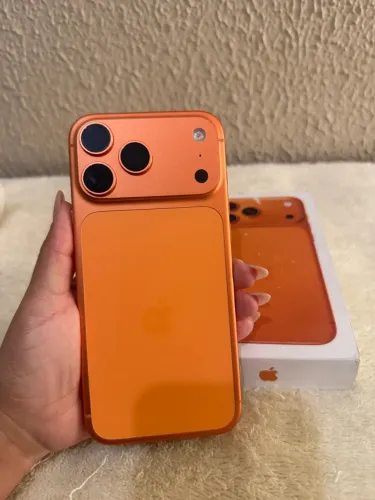 iPhone 17 Pro Max 256gb semi novo