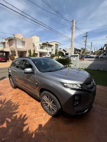 Mitsubishi Outlander Sport GLS 2.0 16V Flex AUT 2021