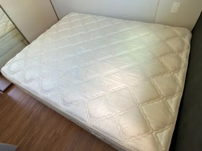 Cama Queen Size