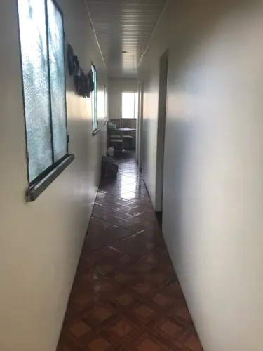Casa de dois andares prox a Av Brasil!!!
