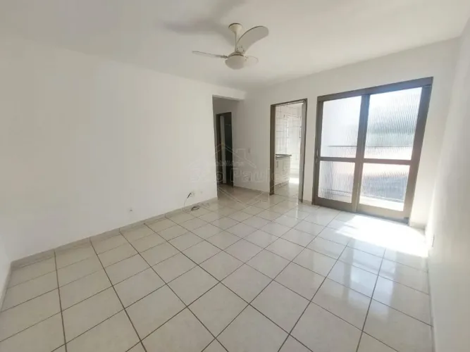 Venda de Apartamentos / Padrão na cidade de Araraquara