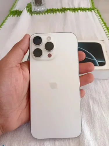 IPHONE 16 PRO MAX