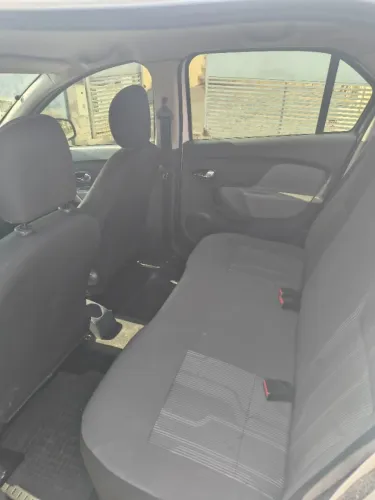 Renault Logan Expression Hi-flex 1.6 8V 4P 2016