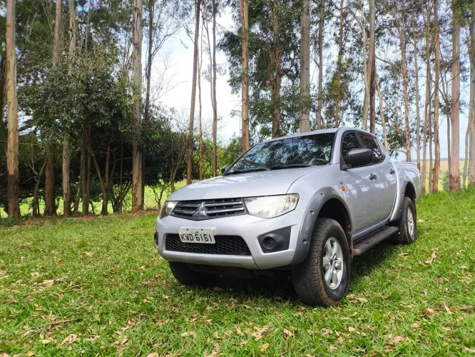 Mitsubishi L200 Triton GLX 3.2 CD TB Int.diesel MEC 2013