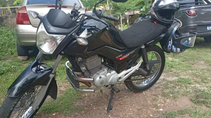 Vendo moto Honda Fan 150 único dono *25