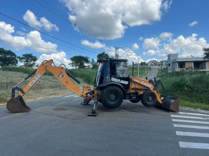 Retroescavadeira case 580n 2018