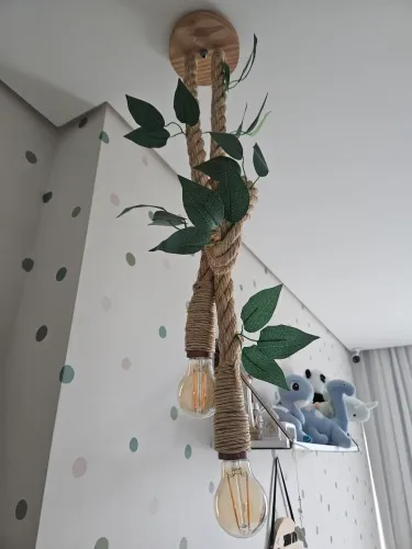 Luminária em corda, acompanha pelucia de macaco, que não está na foto.