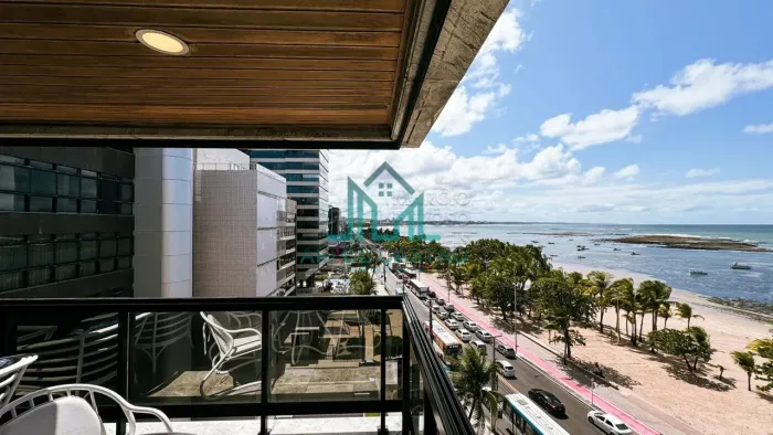 Cobertura Duplex Beira-Mar com 4 Suítes, Piscina, 424m², 5 Vagas na Praia de Ponta Verde -