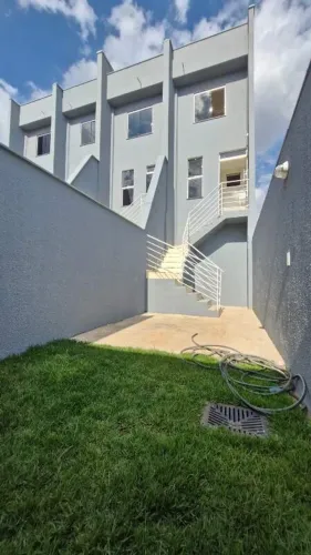 Casa Geminada à venda, 2 quartos, 1 suíte, 1 vaga, Jardim das Alterosas 2ª Seção - Betim/M