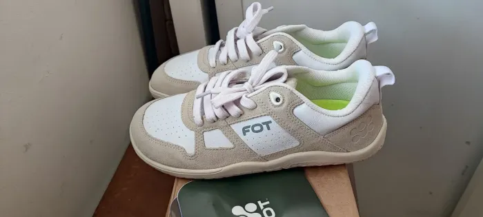 Tênis 40 Urban Cream (Feet of Tomorrow)