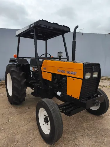 Trator Valtra Valmet 685