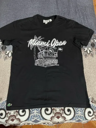 Camiseta Lacoste - Edição Miami Open