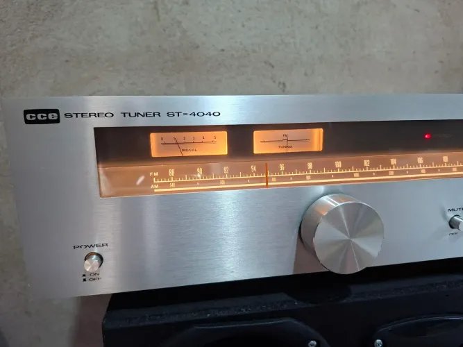 Tuner cce st4040 n gradiente polyvox