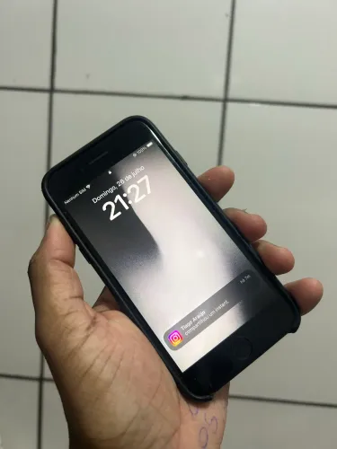 iPhone se 2020 64gb