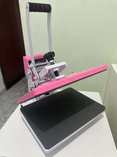 Prensa Térmica Plana 23x30cm A4 Mecolour Rosa - Estado de Nova | Pouquíssimo Uso