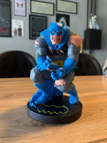 DC Collectibles - The Dark Knight Returns (Versão Numerada)