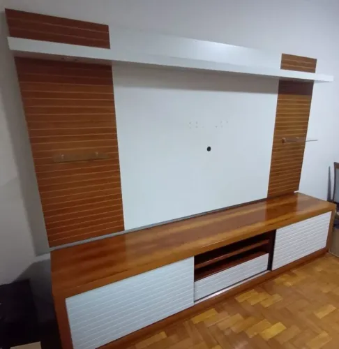 Rack com painel para TV