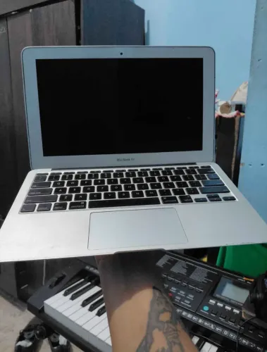MacBook Air 11? A1370 ? Funciona no HDMI | Para Reparo
