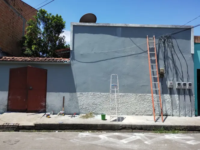 Vende-se Vila