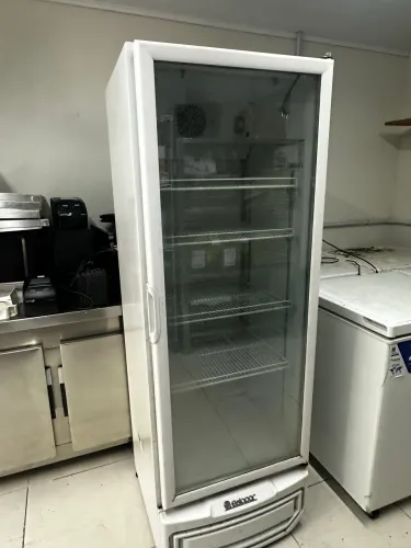 Geladeira Gelopar