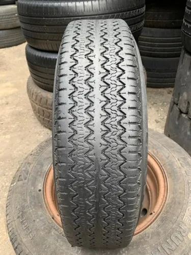 Pneu 6.45-13 maggion semi novo sem defeitos (não é riscado)