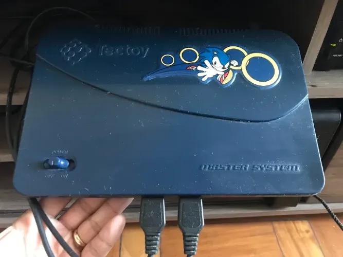 Master System III com 132 Jogos na memória