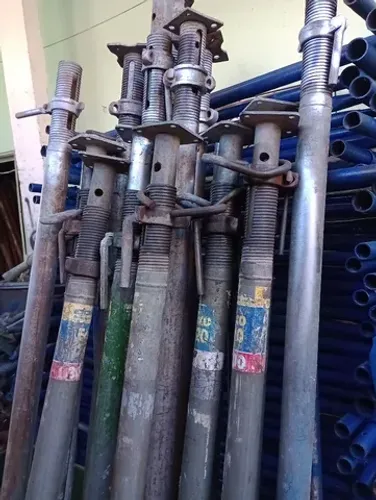 Vendo  Escoras metálicas estronca regulável galvanizada 