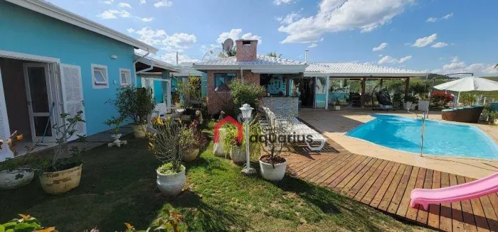 Casa com 4 dormitórios à venda, 320 m² por R$ 2.500.000,00 - Centro - Igaratá/SP