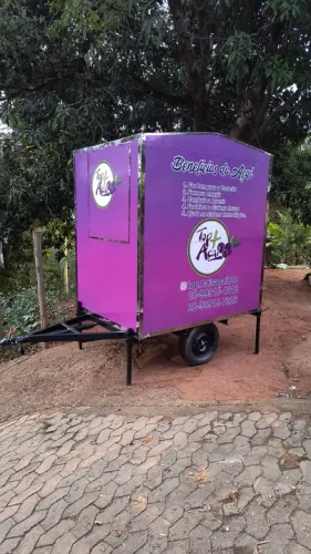 Trailers de açaí novo.