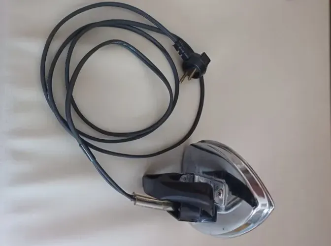 ferro de passar roupa para viagem